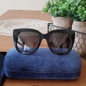 🥳 Spacial day price 🎉            Authentic Gucci sunglasses
